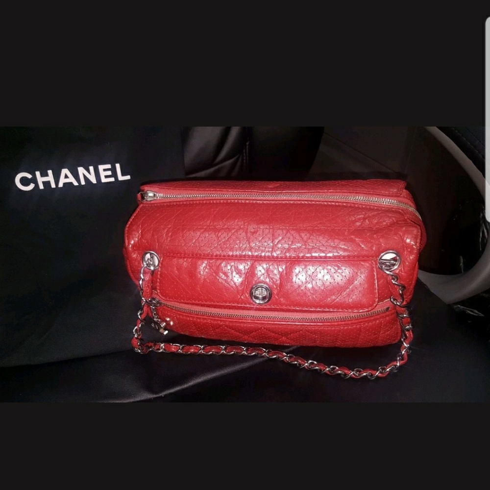 Chanel red bag - Picture 1 of 8